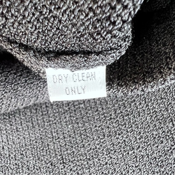 Vintage St. John Collection Santana Knit Skirt Black Elastic Waist Sz 8 Classic - Picture 7 of 7